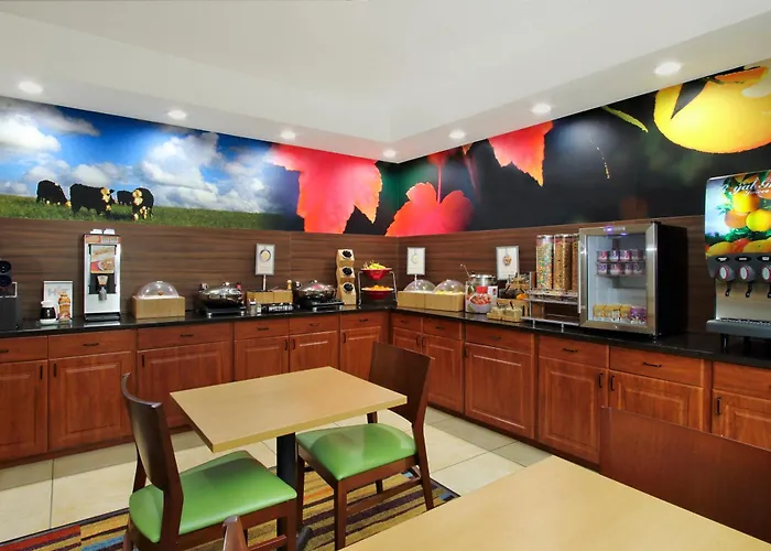 Fairfield Inn & Suites Colorado Springs South