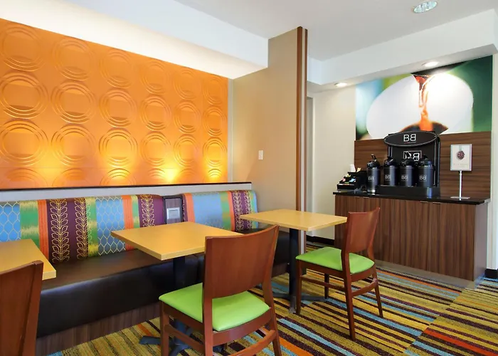 Fairfield Inn & Suites Colorado Springs South